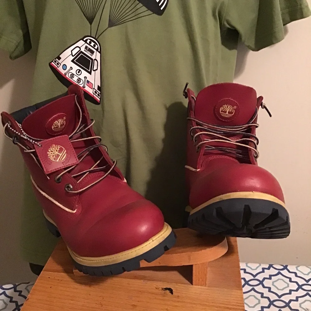 🔥Best offers, TIMBERLAND, see pic. Size 10.5 medium, new condition, light wear